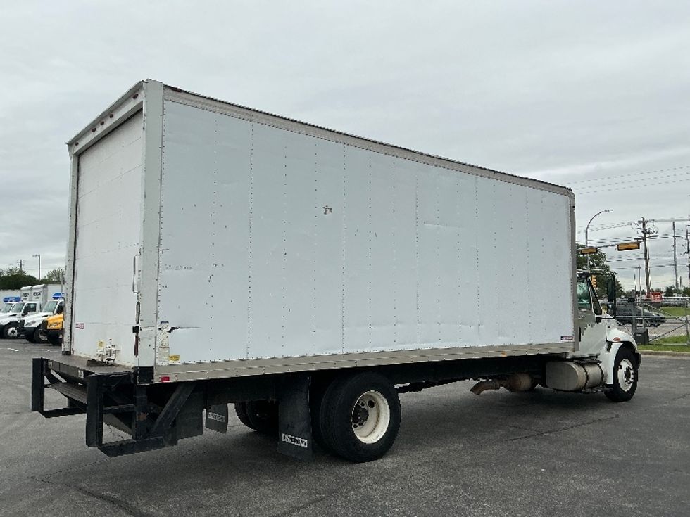 Medium Duty Box Truck-Light and Medium Duty Trucks-International-2014-4300-Austin-TX-107,852\n\t\tmiles-$ 39,000 - Image 13