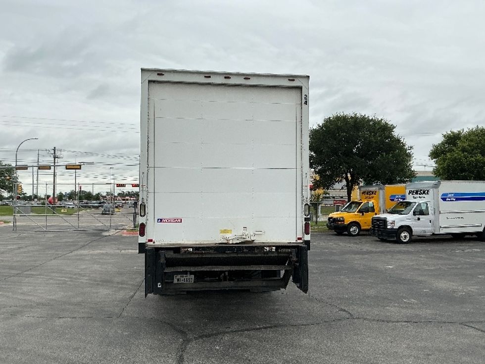 Medium Duty Box Truck-Light and Medium Duty Trucks-International-2014-4300-Austin-TX-107,852\n\t\tmiles-$ 39,000 - Image 8