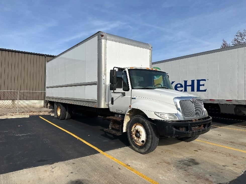 Medium Duty Box Truck-Light and Medium Duty Trucks-International-2014-4300-Bloomington-IN-231,765\n\t\tmiles-$ 10,000 - Image 1
