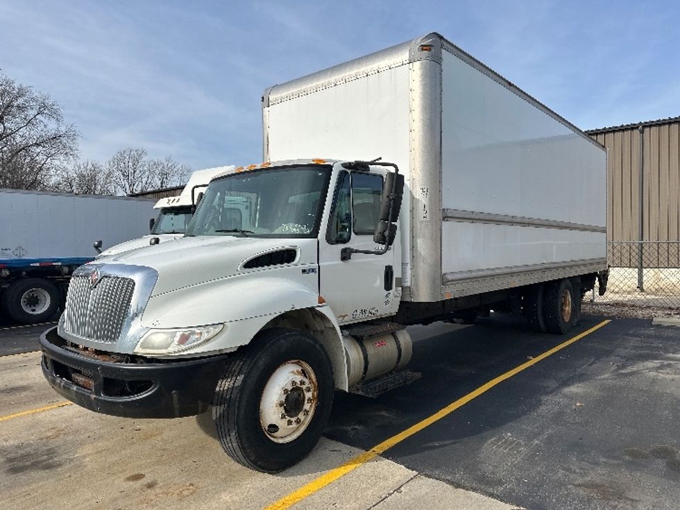 Medium Duty Box Truck-Light and Medium Duty Trucks-International-2014-4300-Bloomington-IN-231,765\n\t\tmiles-$ 10,000 - Image 3