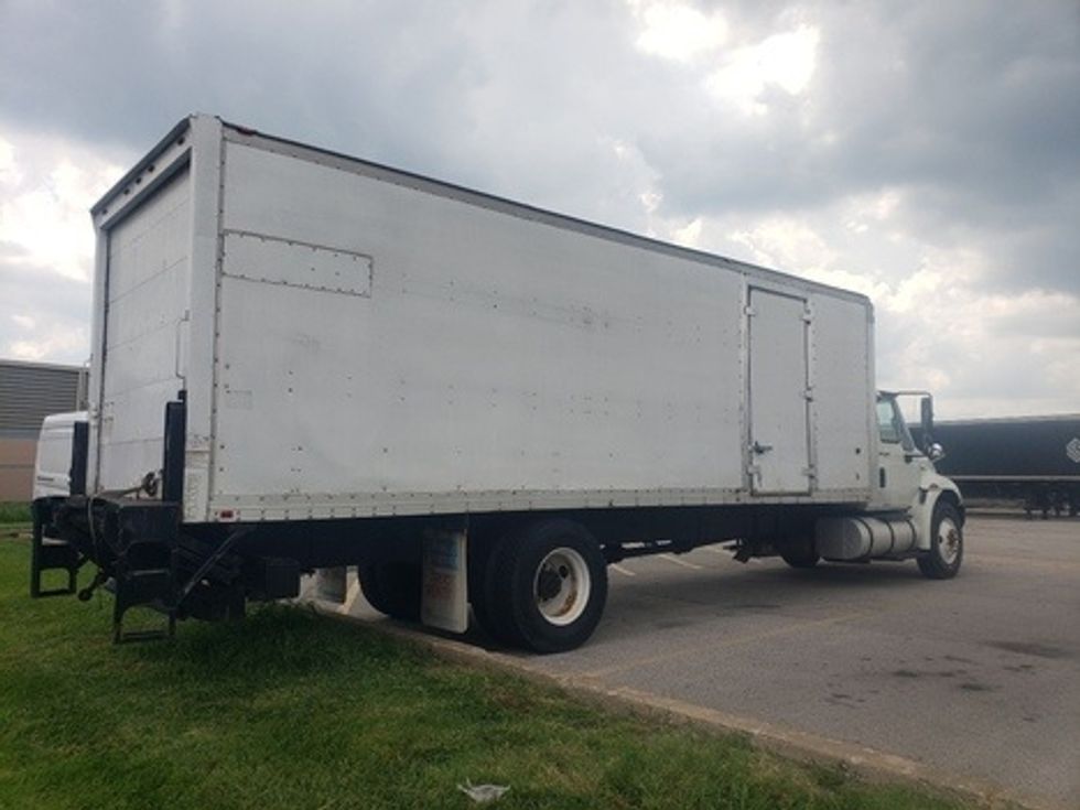 Medium Duty Box Truck-Light and Medium Duty Trucks-International-2014-4300-Earth City-MO-160,466\n\t\tmiles-$ 24,000 - Image 11