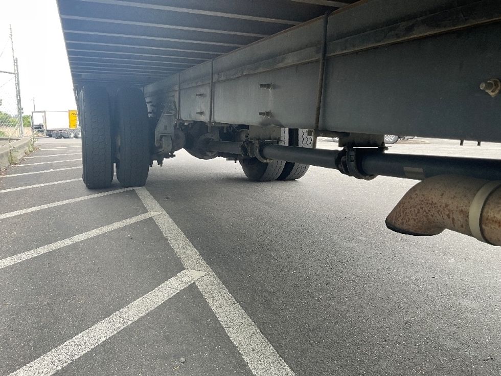 Medium Duty Box Truck-Light and Medium Duty Trucks-International-2014-4300-Hayward-CA-332,692\n\t\tmiles-$ 12,500 - Image 14