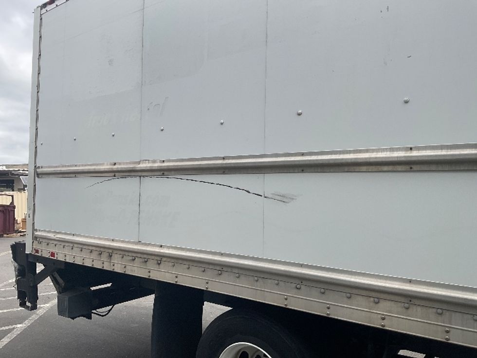Medium Duty Box Truck-Light and Medium Duty Trucks-International-2014-4300-Hayward-CA-332,692\n\t\tmiles-$ 12,500 - Image 27