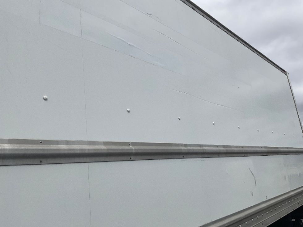 Medium Duty Box Truck-Light and Medium Duty Trucks-International-2014-4300-Hayward-CA-332,692\n\t\tmiles-$ 12,500 - Image 29