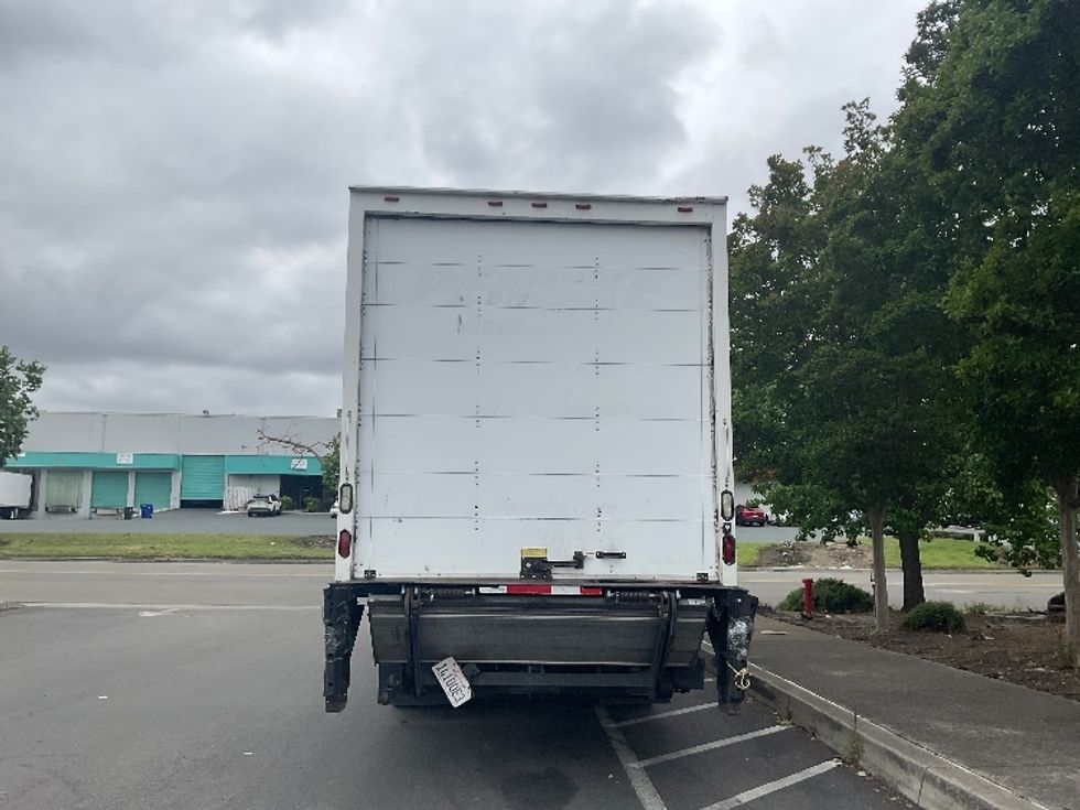 Medium Duty Box Truck-Light and Medium Duty Trucks-International-2014-4300-Hayward-CA-332,692\n\t\tmiles-$ 12,500 - Image 7