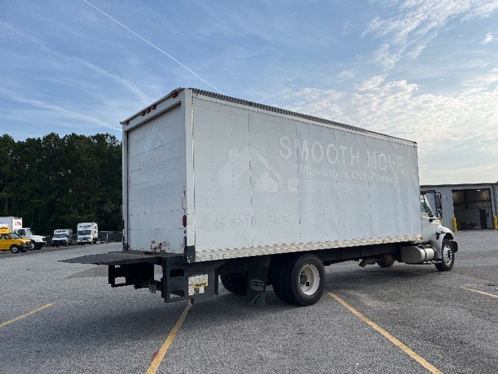 Medium Duty Box Truck-Light and Medium Duty Trucks-International-2014-4300-Summerville-SC-207,036\n\t\tmiles-$ 32,500 - Image 13