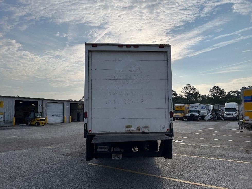 Medium Duty Box Truck-Light and Medium Duty Trucks-International-2014-4300-Summerville-SC-207,036\n\t\tmiles-$ 32,500 - Image 7