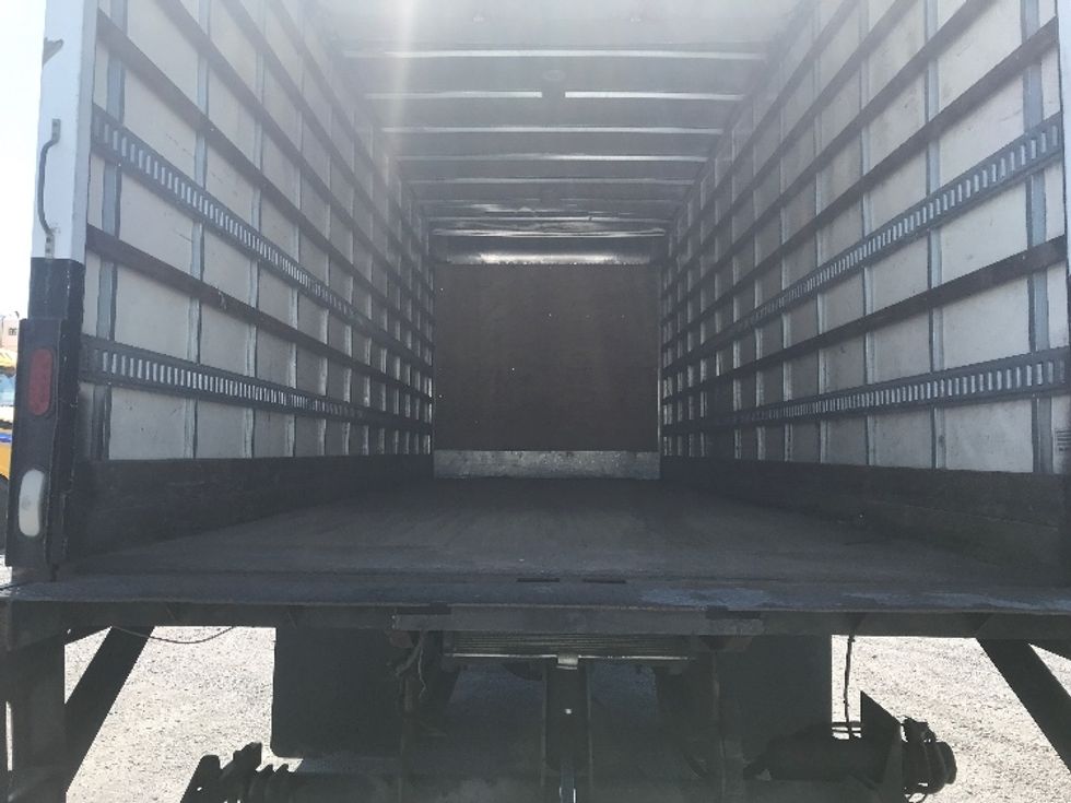 Medium Duty Box Truck-Light and Medium Duty Trucks-International-2015-4300-Conway-SC-237,429\n\t\tmiles-$ 12,500 - Image 10