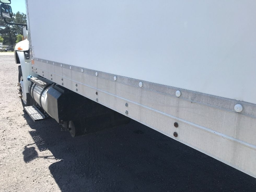 Medium Duty Box Truck-Light and Medium Duty Trucks-International-2015-4300-Conway-SC-237,429\n\t\tmiles-$ 12,500 - Image 28