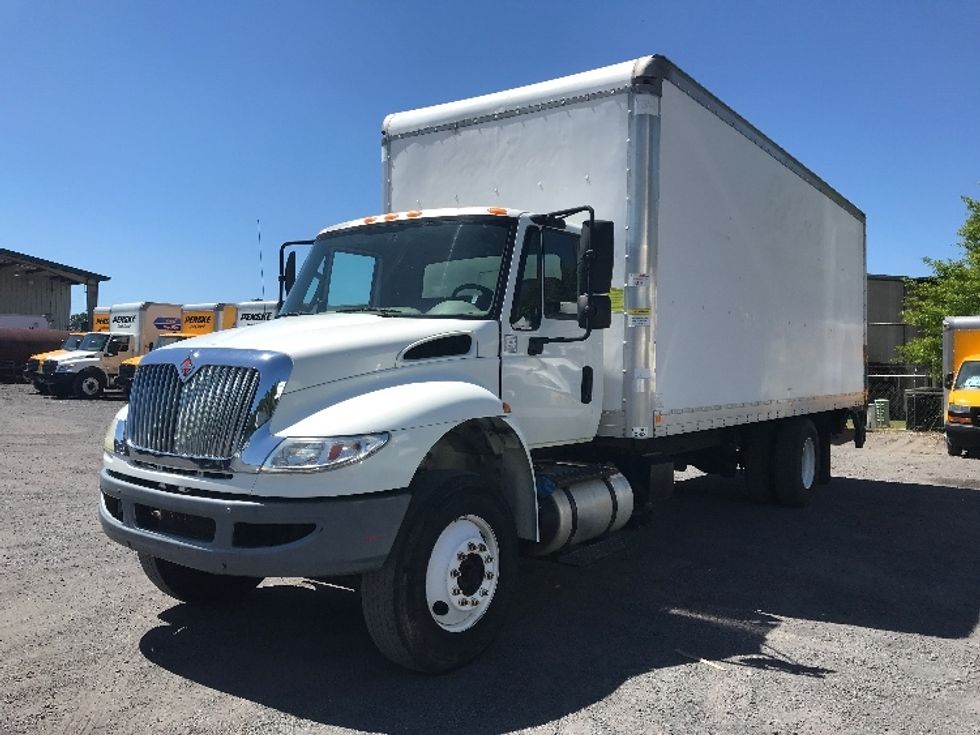Medium Duty Box Truck-Light and Medium Duty Trucks-International-2015-4300-Conway-SC-237,429\n\t\tmiles-$ 12,500 - Image 3