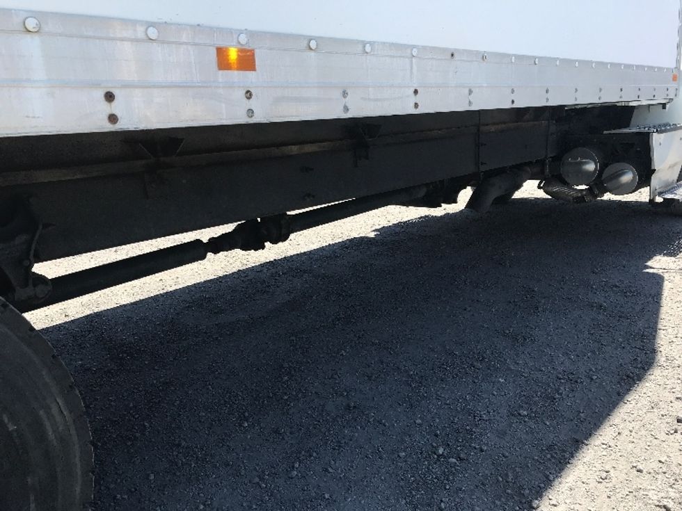 Medium Duty Box Truck-Light and Medium Duty Trucks-International-2015-4300-Conway-SC-237,429\n\t\tmiles-$ 12,500 - Image 5