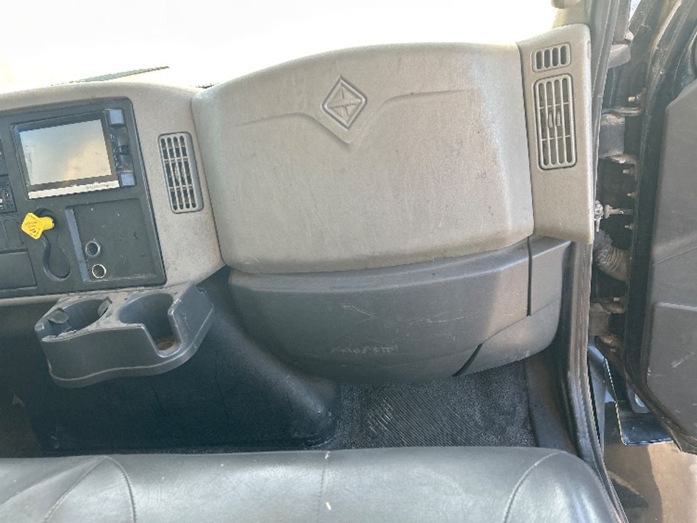 Medium Duty Box Truck-Light and Medium Duty Trucks-International-2015-4300-El Paso-TX-324,377\n\t\tmiles-$ 21,000 - Image 20