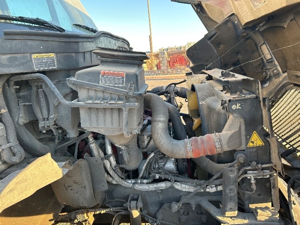 Medium Duty Box Truck-Light and Medium Duty Trucks-International-2015-4300-El Paso-TX-324,377\n\t\tmiles-$ 21,000 - Image 22