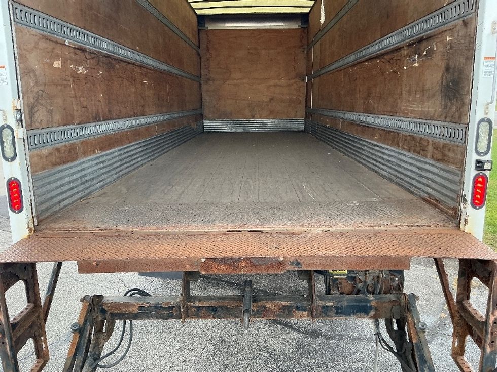 Medium Duty Box Truck-Light and Medium Duty Trucks-International-2015-4300-Elkhart-IN-159,001\n\t\tmiles-$ 12,000 - Image 10
