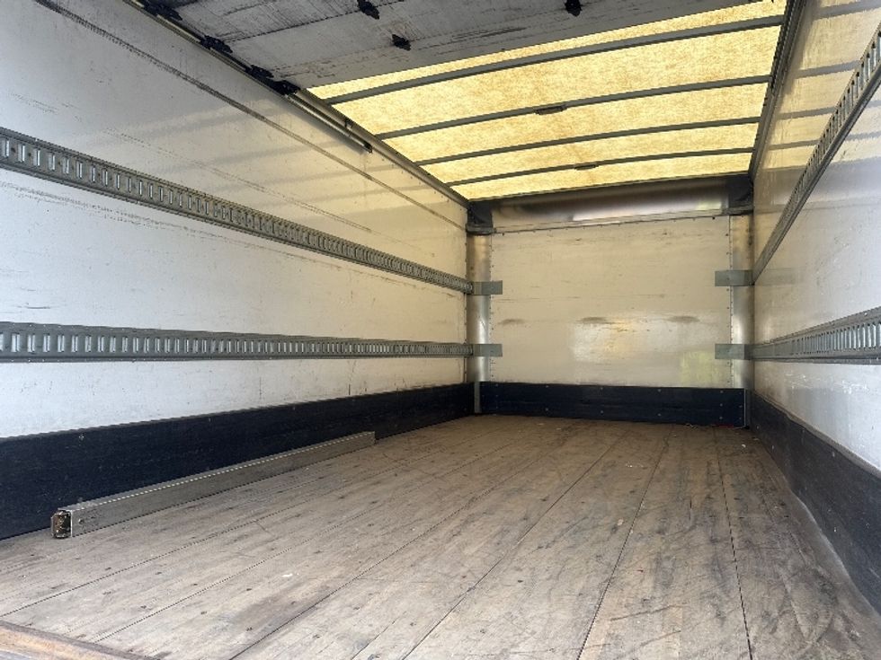 Medium Duty Box Truck-Light and Medium Duty Trucks-International-2016-4300LP-Capitol Heights-MD-73,507\n\t\tmiles-$ 38,500 - Image 11