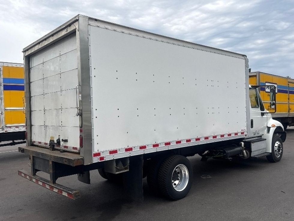 Medium Duty Box Truck-Light and Medium Duty Trucks-International-2016-4300LP-Capitol Heights-MD-73,507\n\t\tmiles-$ 38,500 - Image 13