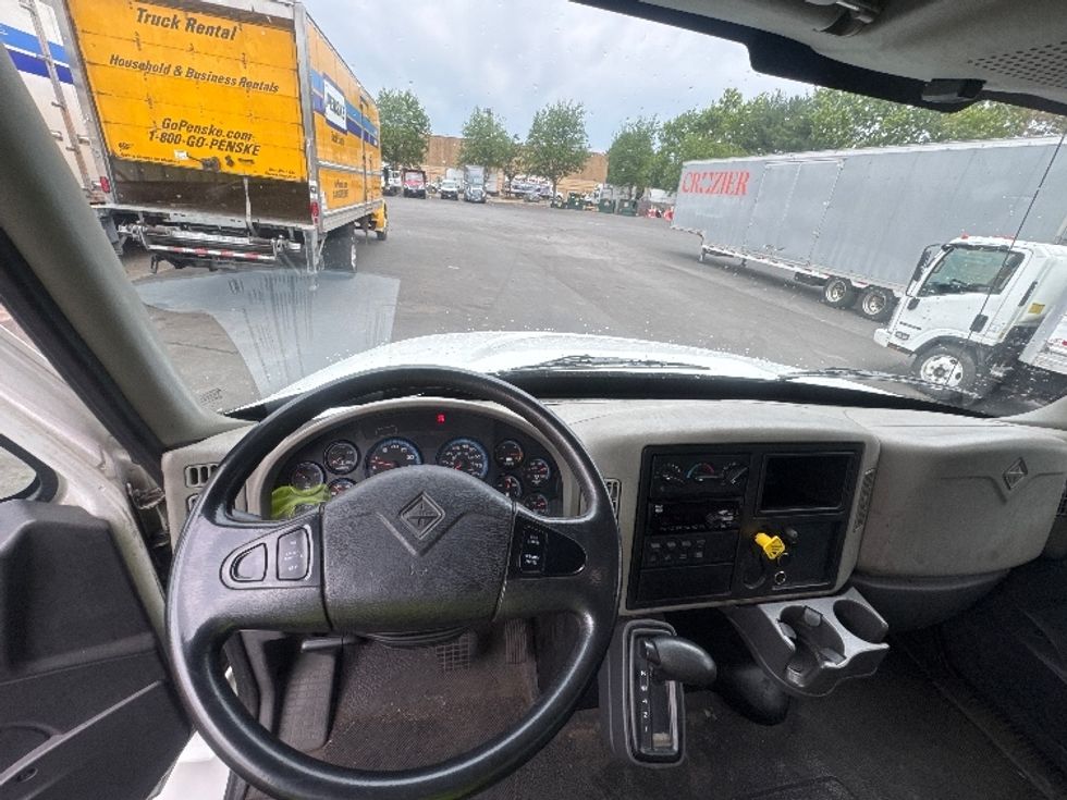Medium Duty Box Truck-Light and Medium Duty Trucks-International-2016-4300LP-Capitol Heights-MD-73,507\n\t\tmiles-$ 38,500 - Image 17