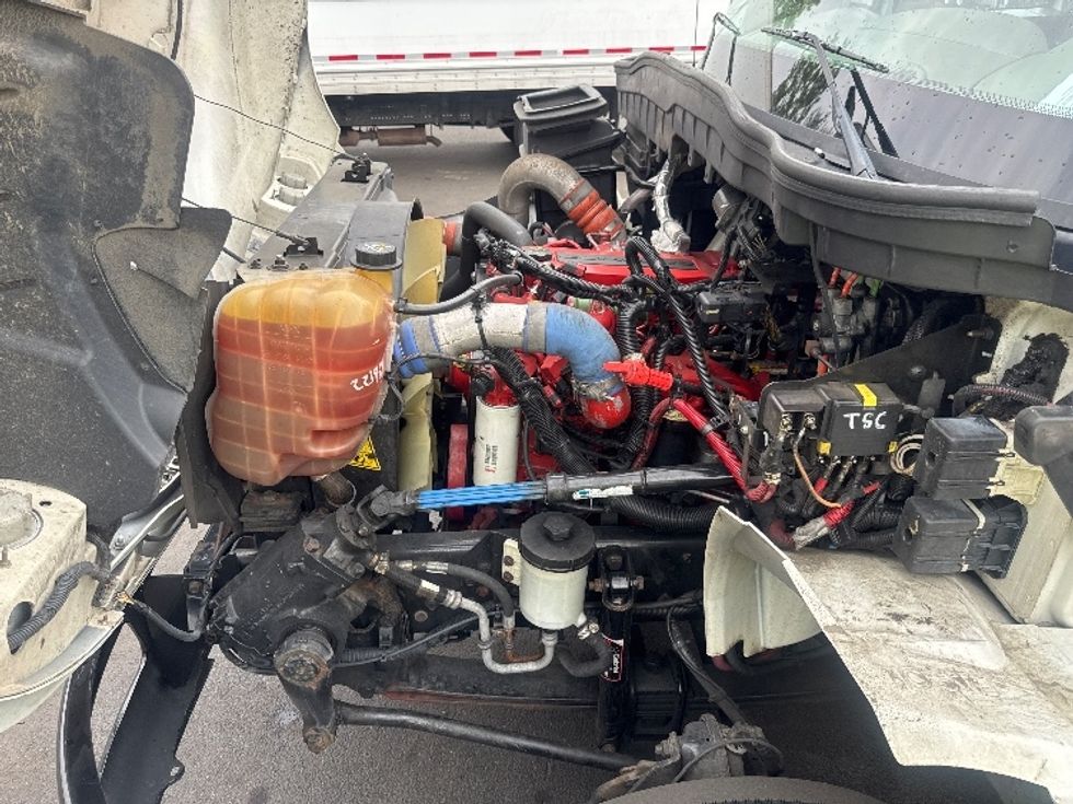 Medium Duty Box Truck-Light and Medium Duty Trucks-International-2016-4300LP-Capitol Heights-MD-73,507\n\t\tmiles-$ 38,500 - Image 24