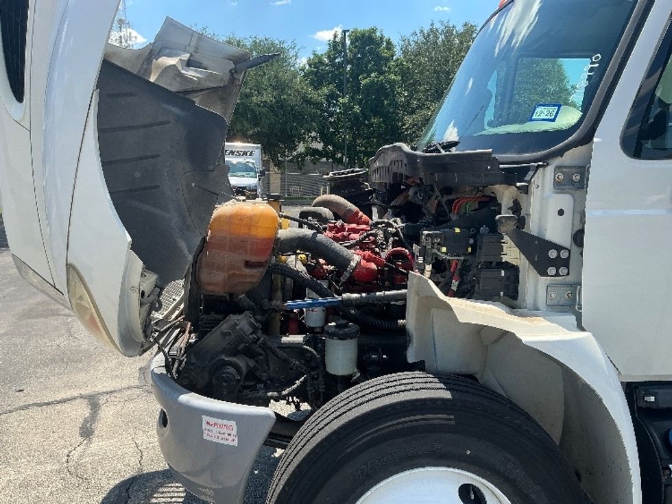 Medium Duty Box Truck-Light and Medium Duty Trucks-International-2017-4300-Austin-TX-215,835\n\t\tmiles-$ 10,000 - Image 23