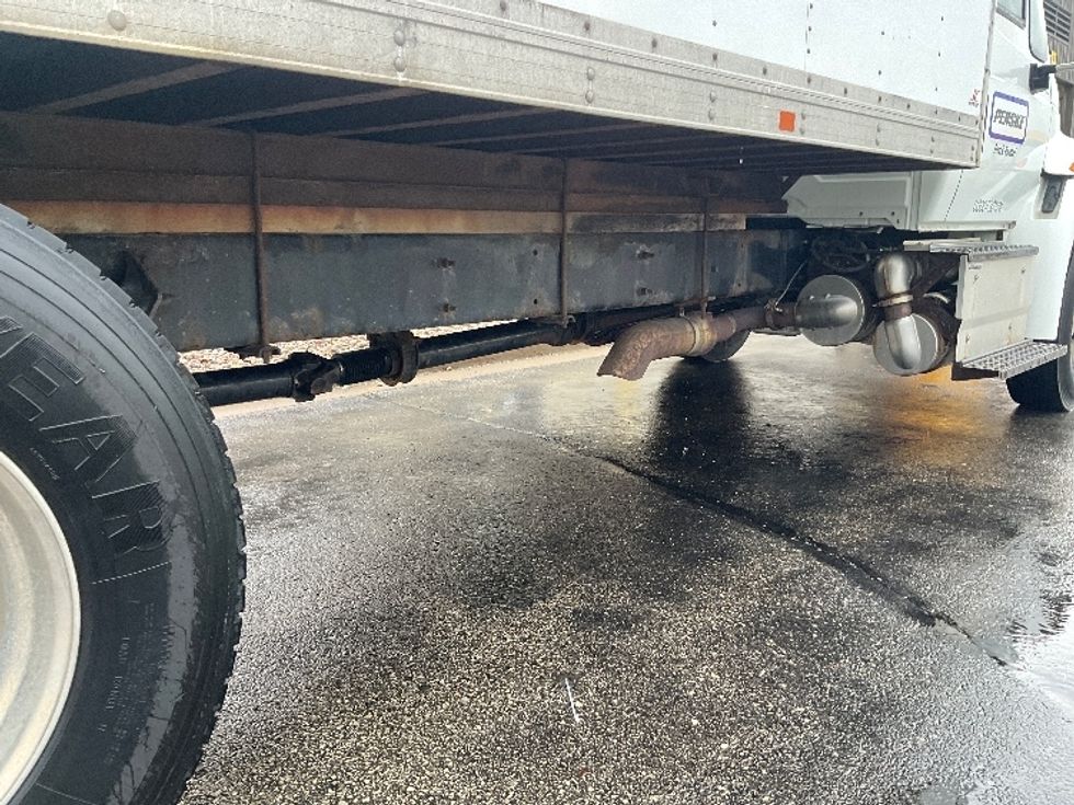 Medium Duty Box Truck-Light and Medium Duty Trucks-International-2017-4300-Milwaukee-WI-96,409\n\t\tmiles-$ 39,750 - Image 14