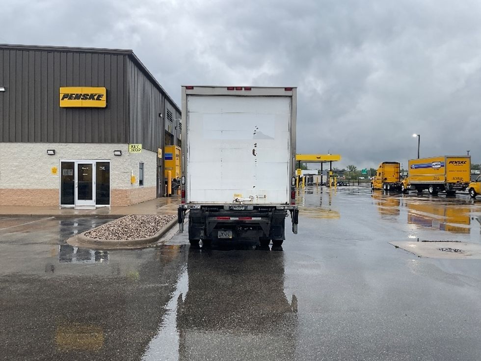 Medium Duty Box Truck-Light and Medium Duty Trucks-International-2017-4300-Milwaukee-WI-96,409\n\t\tmiles-$ 39,750 - Image 7