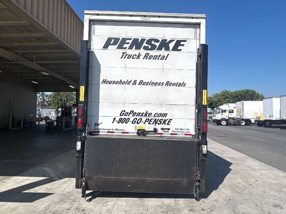 Medium Duty Box Truck-Light and Medium Duty Trucks-International-2017-4300-Torrance-CA-298,631\n\t\tmiles-$ 21,750 - Image 7