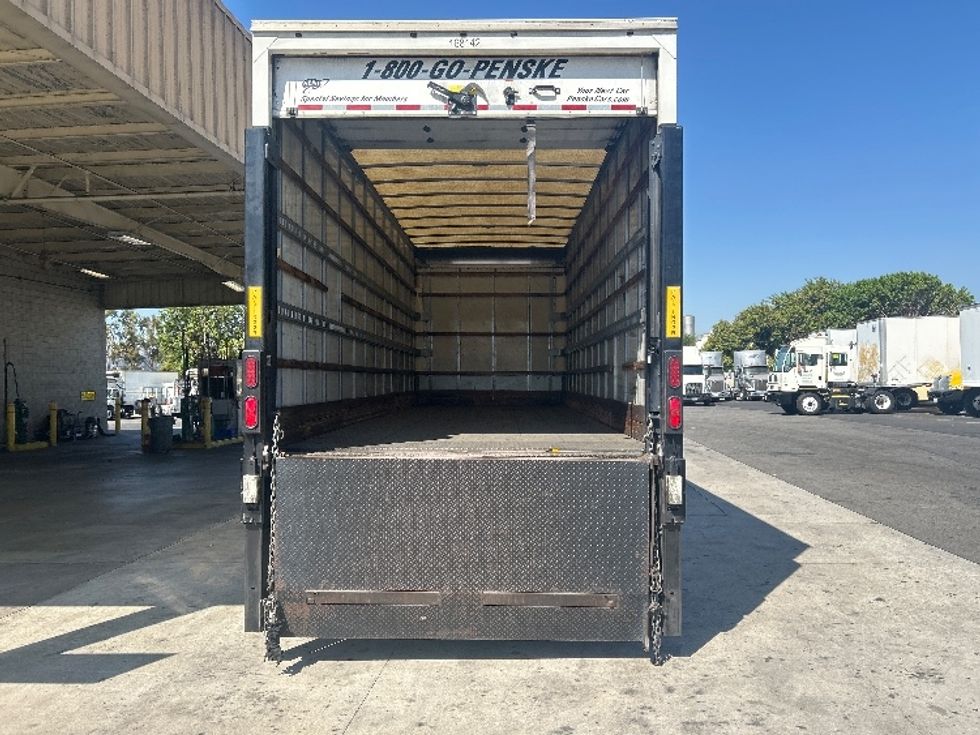 Medium Duty Box Truck-Light and Medium Duty Trucks-International-2017-4300-Torrance-CA-298,631\n\t\tmiles-$ 21,750 - Image 8