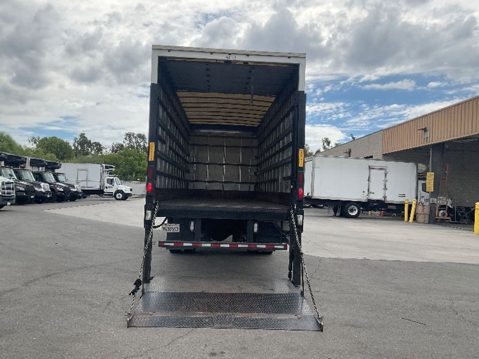 Medium Duty Box Truck-Light and Medium Duty Trucks-International-2017-4300-Torrance-CA-298,631\n\t\tmiles-$ 21,750 - Image 9