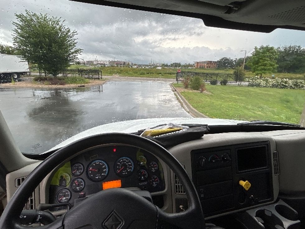 Medium Duty Box Truck-Light and Medium Duty Trucks-International-2017-4300-Windsor-WI-86,357\n\t\tmiles-$ 44,250 - Image 17