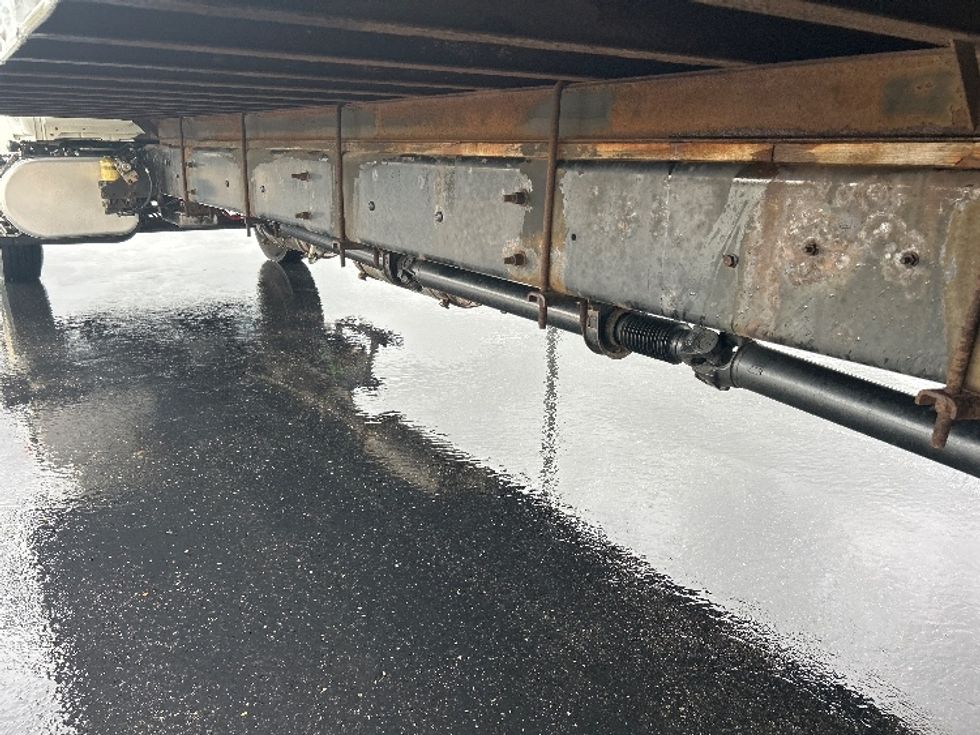 Medium Duty Box Truck-Light and Medium Duty Trucks-International-2017-4300-Windsor-WI-86,357\n\t\tmiles-$ 44,250 - Image 5