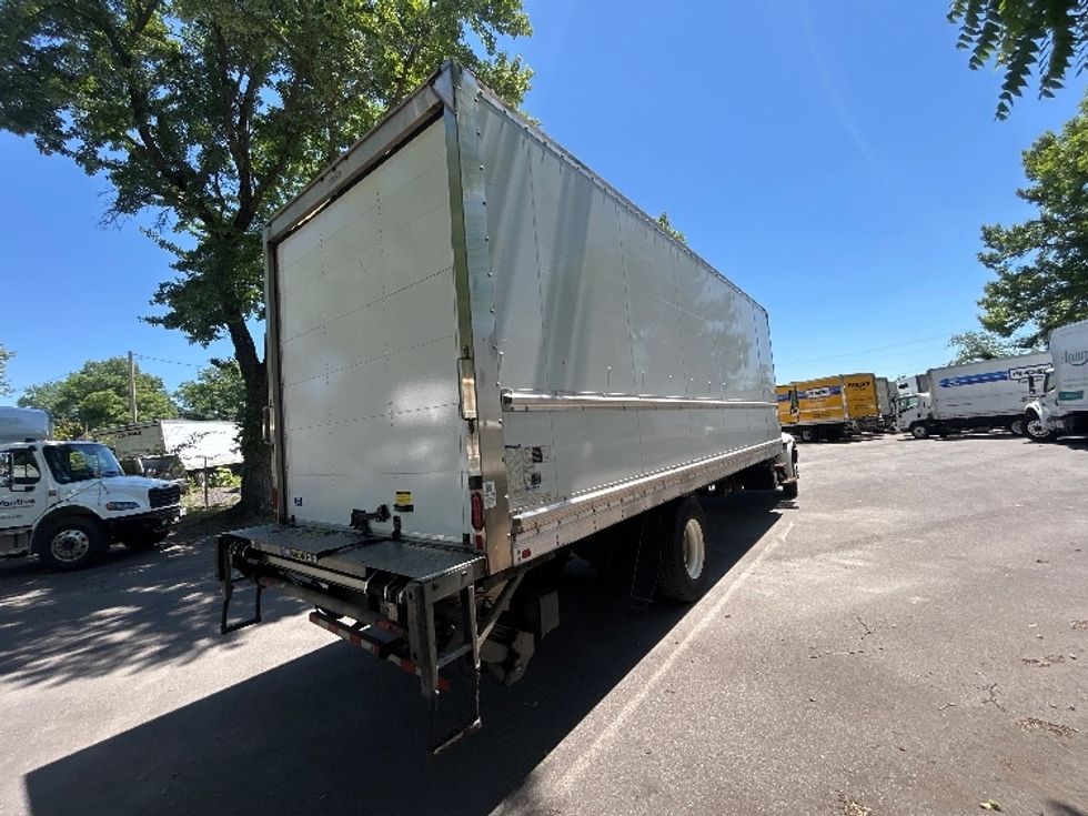 Medium Duty Box Truck-Light and Medium Duty Trucks-International-2018-4300-Baltimore-MD-241,334\n\t\tmiles-$ 34,000 - Image 13