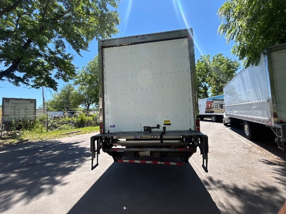 Medium Duty Box Truck-Light and Medium Duty Trucks-International-2018-4300-Baltimore-MD-241,334\n\t\tmiles-$ 34,000 - Image 7