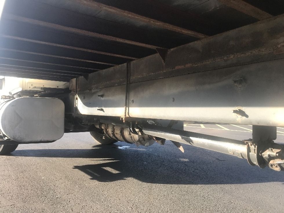 Medium Duty Box Truck-Light and Medium Duty Trucks-International-2018-4300-Bensalem-PA-174,877\n\t\tmiles-$ 48,000 - Image 5