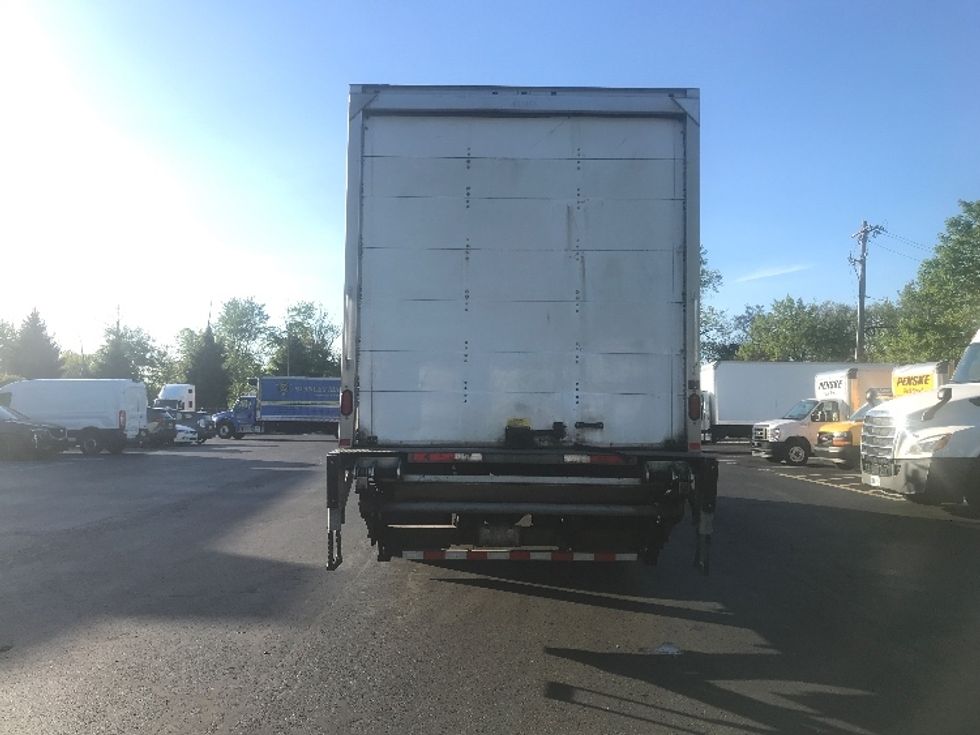 Medium Duty Box Truck-Light and Medium Duty Trucks-International-2018-4300-Bensalem-PA-174,877\n\t\tmiles-$ 48,000 - Image 7