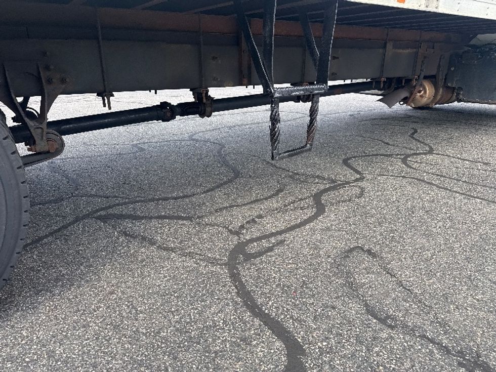 Medium Duty Box Truck-Light and Medium Duty Trucks-International-2018-4300-Braintree-MA-280,435\n\t\tmiles-$ 33,500 - Image 14