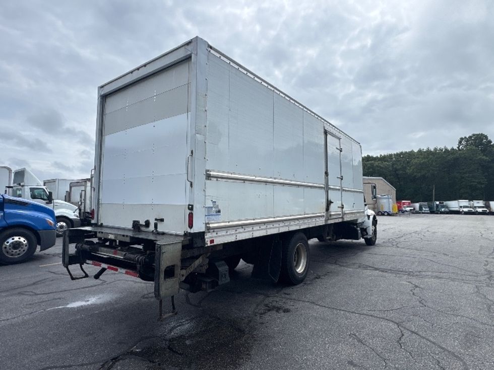 Medium Duty Box Truck-Light and Medium Duty Trucks-International-2018-4300-Braintree-MA-331,672\n\t\tmiles-$ 25,750 - Image 13