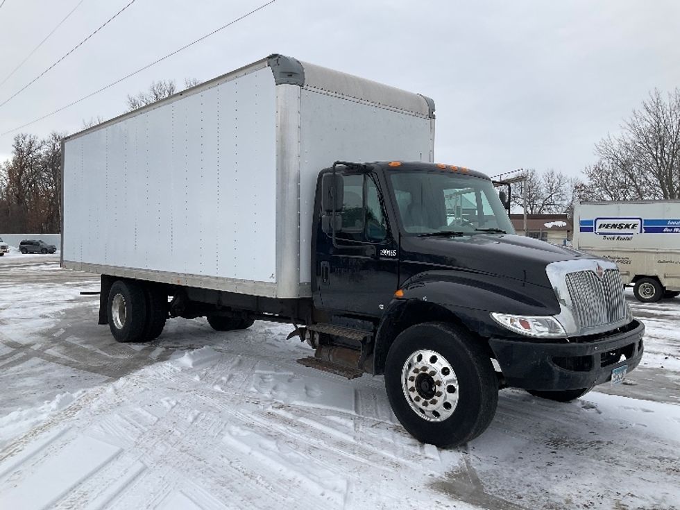 Medium Duty Box Truck-Light and Medium Duty Trucks-International-2018-4300-Brooklyn Park-MN-110,191\n\t\tmiles-$ 45,250 - Image 1