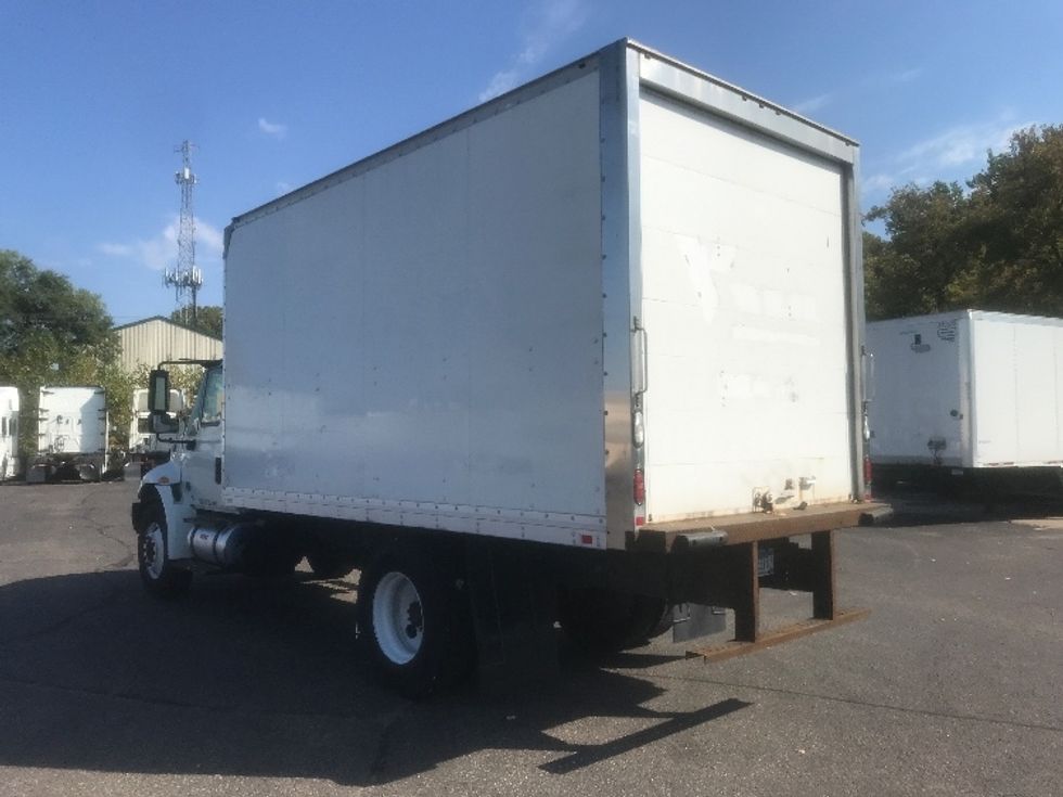 Medium Duty Box Truck-Light and Medium Duty Trucks-International-2018-4300-Brooklyn Park-MN-204,767\n\t\tmiles-$ 26,500 - Image 6