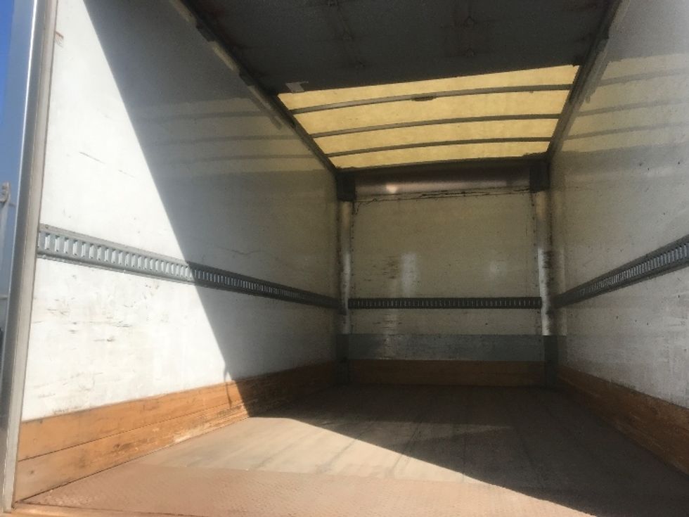 Medium Duty Box Truck-Light and Medium Duty Trucks-International-2018-4300-Brooklyn Park-MN-204,767\n\t\tmiles-$ 26,500 - Image 10