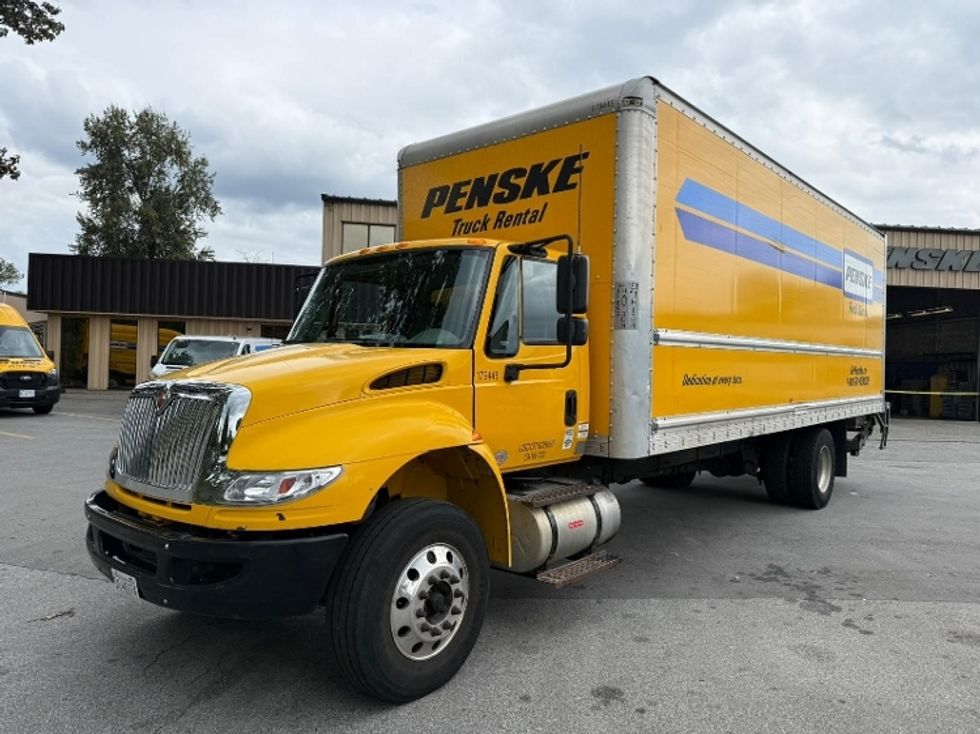 2018 International 4300 DuraStar 4300 photo 3