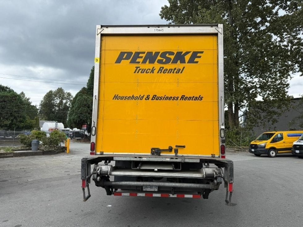 2018 International 4300 DuraStar 4300 photo 6