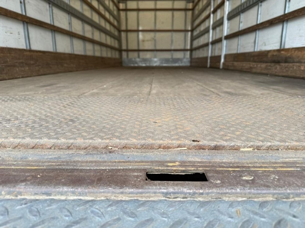 2018 International 4300 DuraStar 4300 photo 8