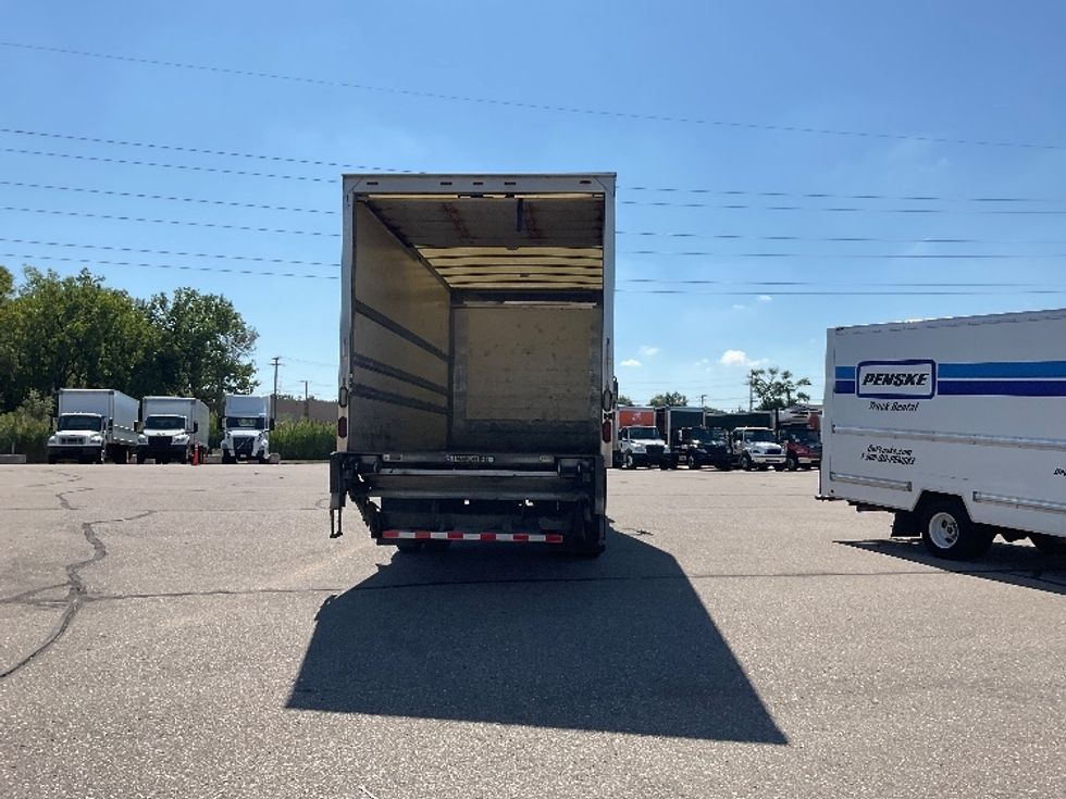 Medium Duty Box Truck-Light and Medium Duty Trucks-International-2018-4300-Byron Center-MI-205,880\n\t\tmiles-$ 29,250 - Image 8