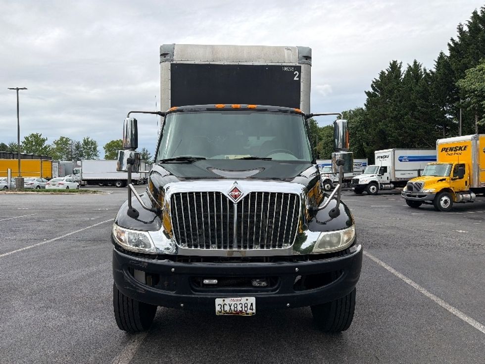 Medium Duty Box Truck-Light and Medium Duty Trucks-International-2018-4300-Capitol Heights-MD-122,128\n\t\tmiles-$ 52,250 - Image 2