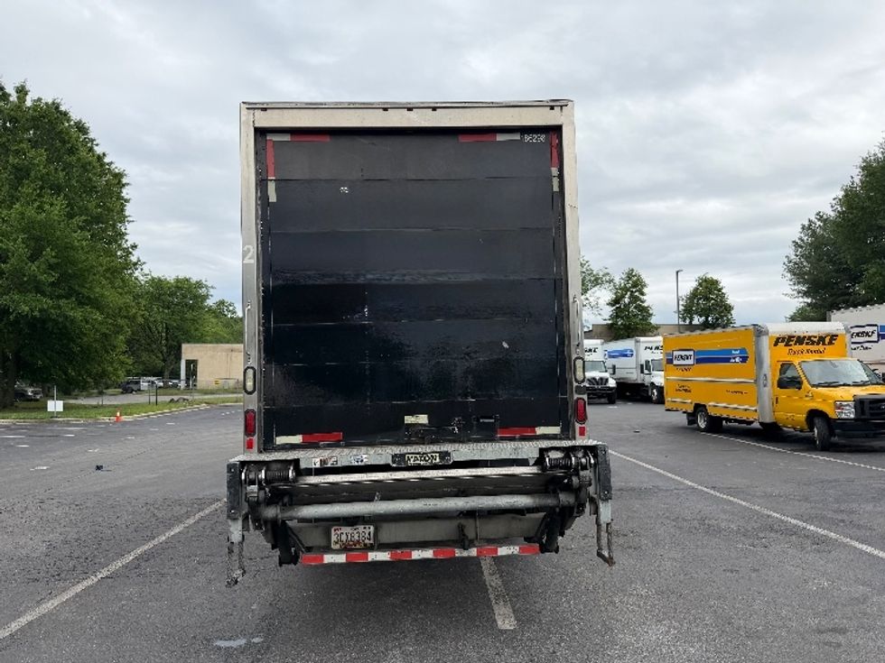 Medium Duty Box Truck-Light and Medium Duty Trucks-International-2018-4300-Capitol Heights-MD-122,128\n\t\tmiles-$ 52,250 - Image 7