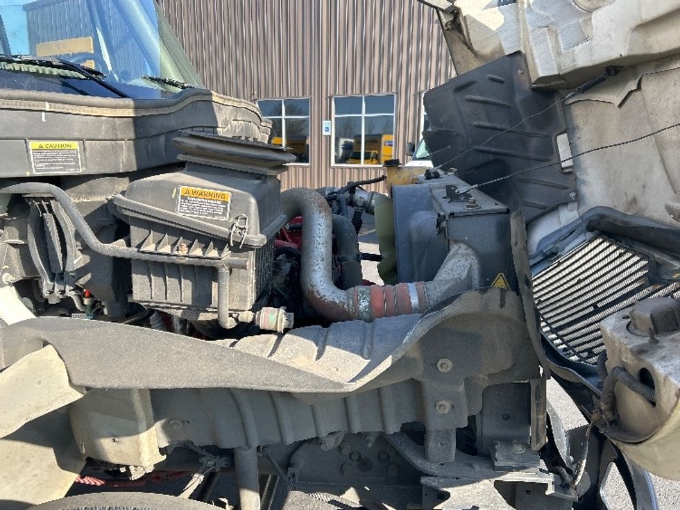 Medium Duty Box Truck-Light and Medium Duty Trucks-International-2018-4300-Clackamas-OR-139,726\n\t\tmiles-$ 46,000 - Image 23