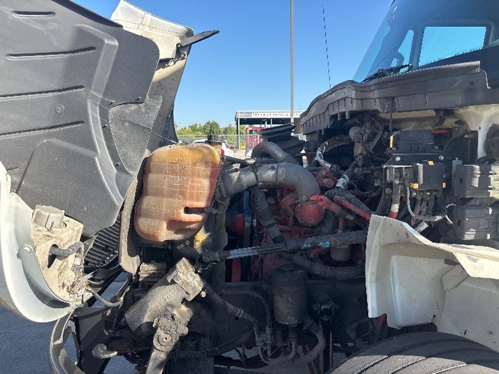 Medium Duty Box Truck-Light and Medium Duty Trucks-International-2018-4300-Columbus-OH-195,030\n\t\tmiles-$ 39,000 - Image 24