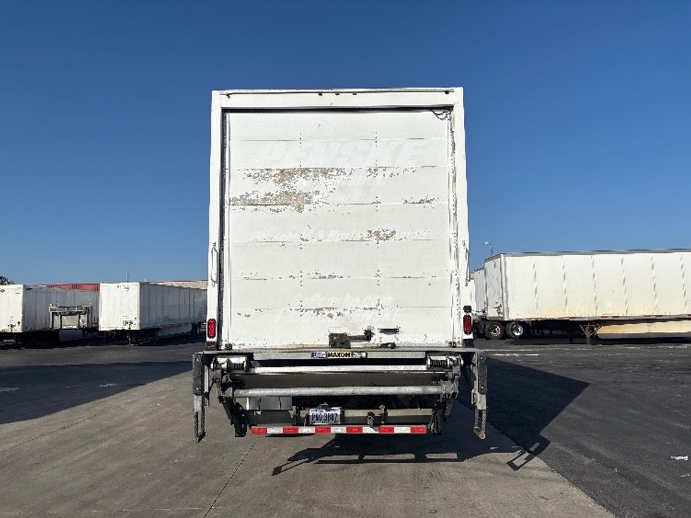 Medium Duty Box Truck-Light and Medium Duty Trucks-International-2018-4300-Columbus-OH-195,030\n\t\tmiles-$ 39,000 - Image 7