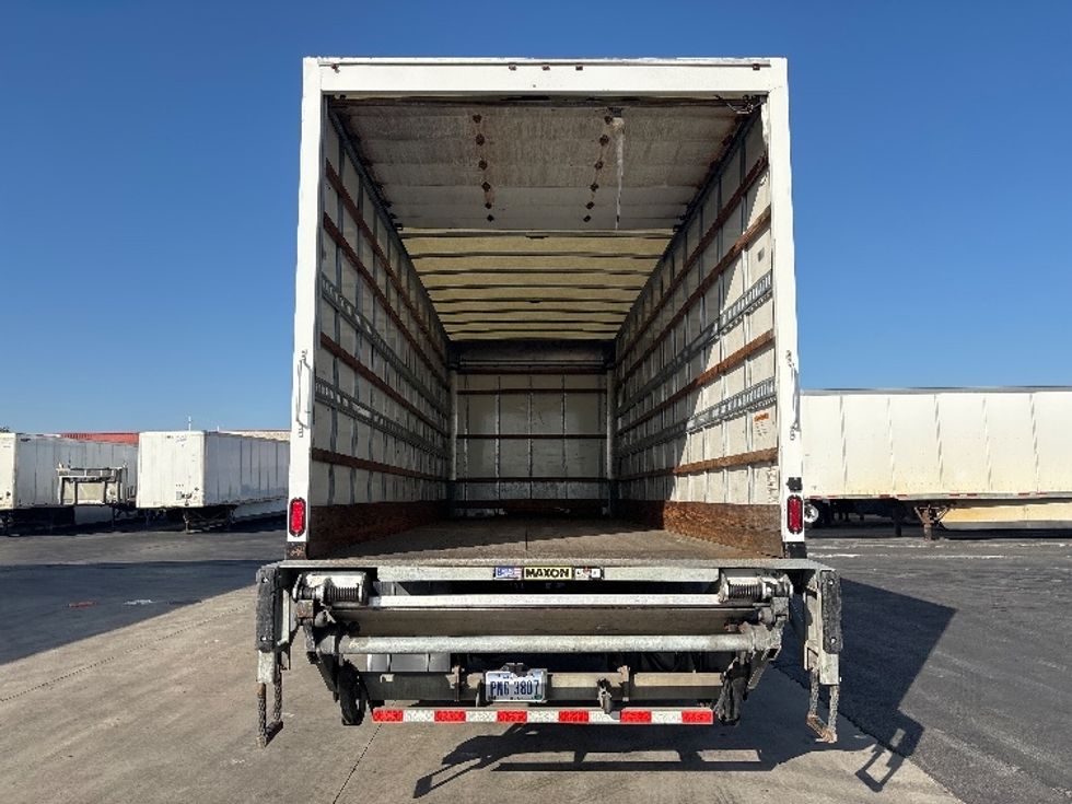 Medium Duty Box Truck-Light and Medium Duty Trucks-International-2018-4300-Columbus-OH-195,030\n\t\tmiles-$ 39,000 - Image 8
