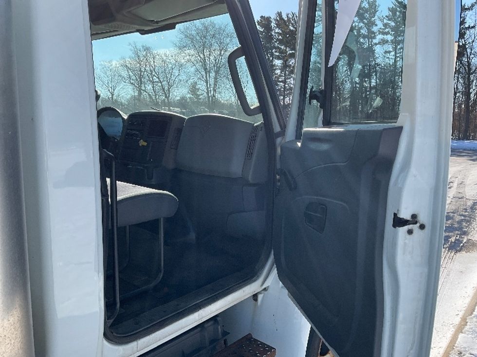 Medium Duty Box Truck-Light and Medium Duty Trucks-International-2018-4300-De Pere-WI-259,531\n\t\tmiles-$ 29,500 - Image 19
